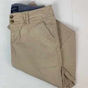 American Eagle Pants Womens 4 x 28” Khaki Stretch Straight Leg Chino Classic Tan